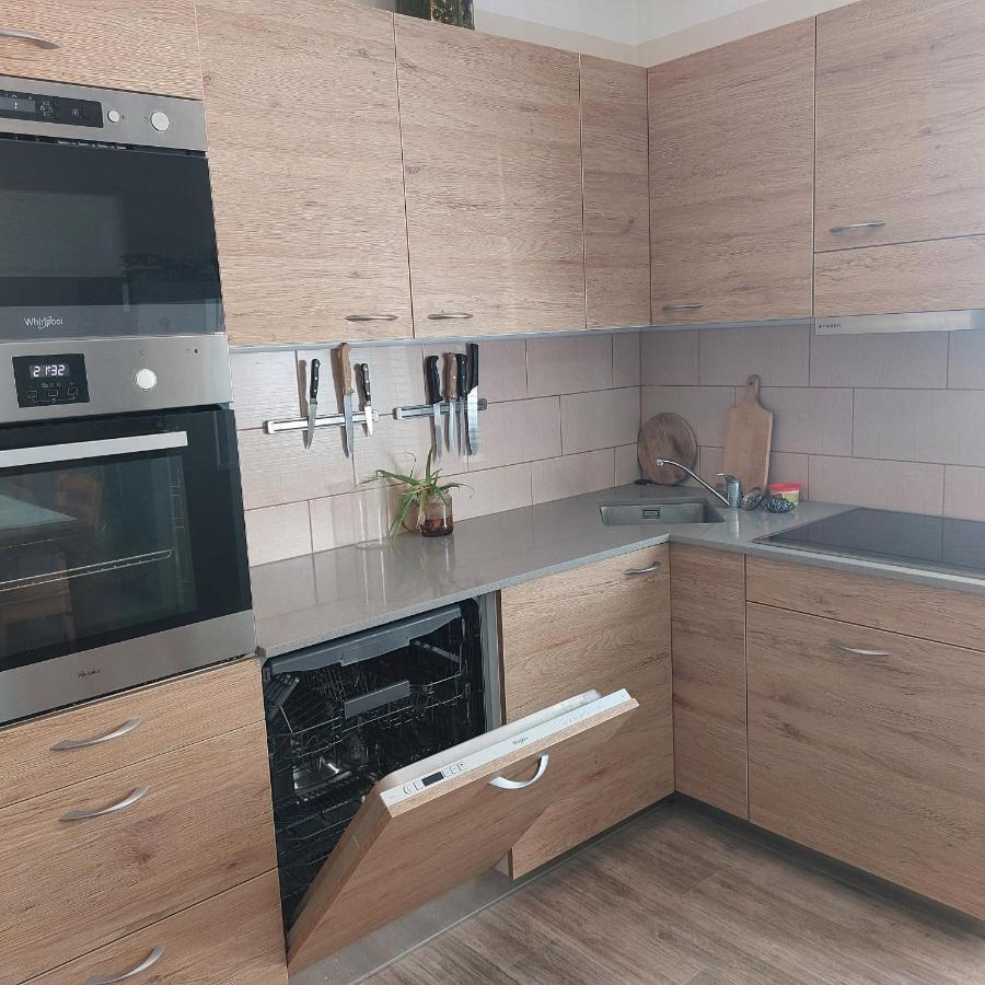 Kreativ Apartamento KLV Exterior foto